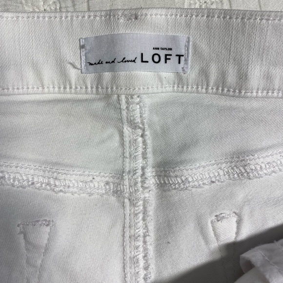 Loft Sz 10 White Denim Jean Shorts Mid-Rise Stretch Cuffed Hem 6" Inseam - Picture 6 of 13